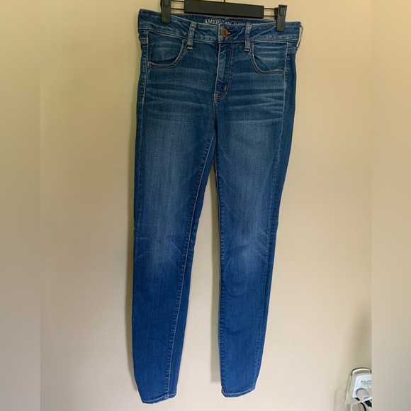 American Eagle - super stretch dark wash jegging - size 8 long - Picture 2 of 4